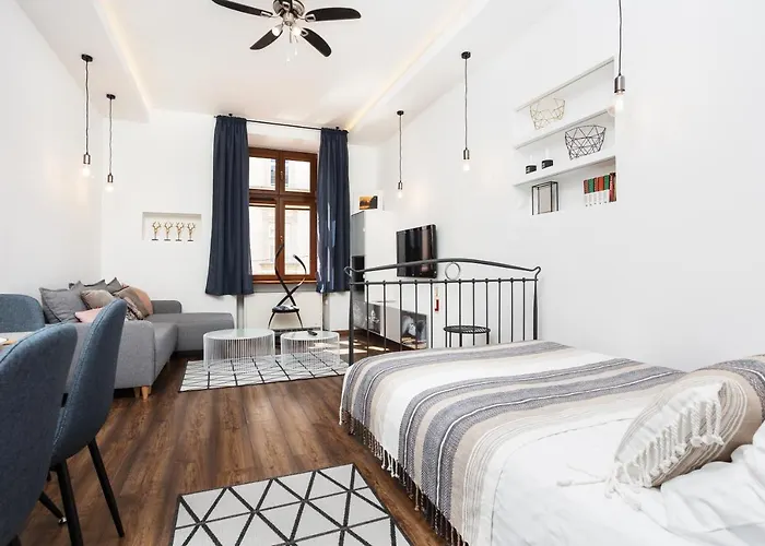 Of The Kings - Old Depot