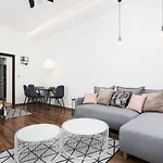 Of The Kings - Old Depot Apartment *